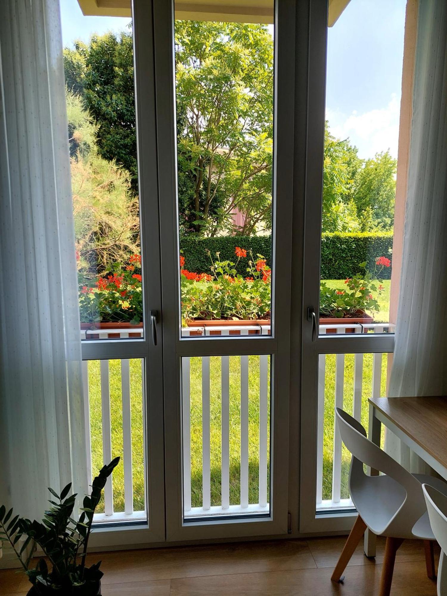 Casa Corso Matteotti 16 Apartment Леко Екстериор снимка