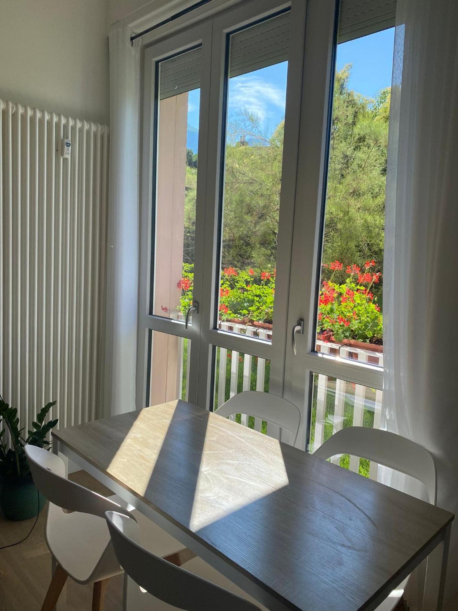 Casa Corso Matteotti 16 Apartment Леко Екстериор снимка